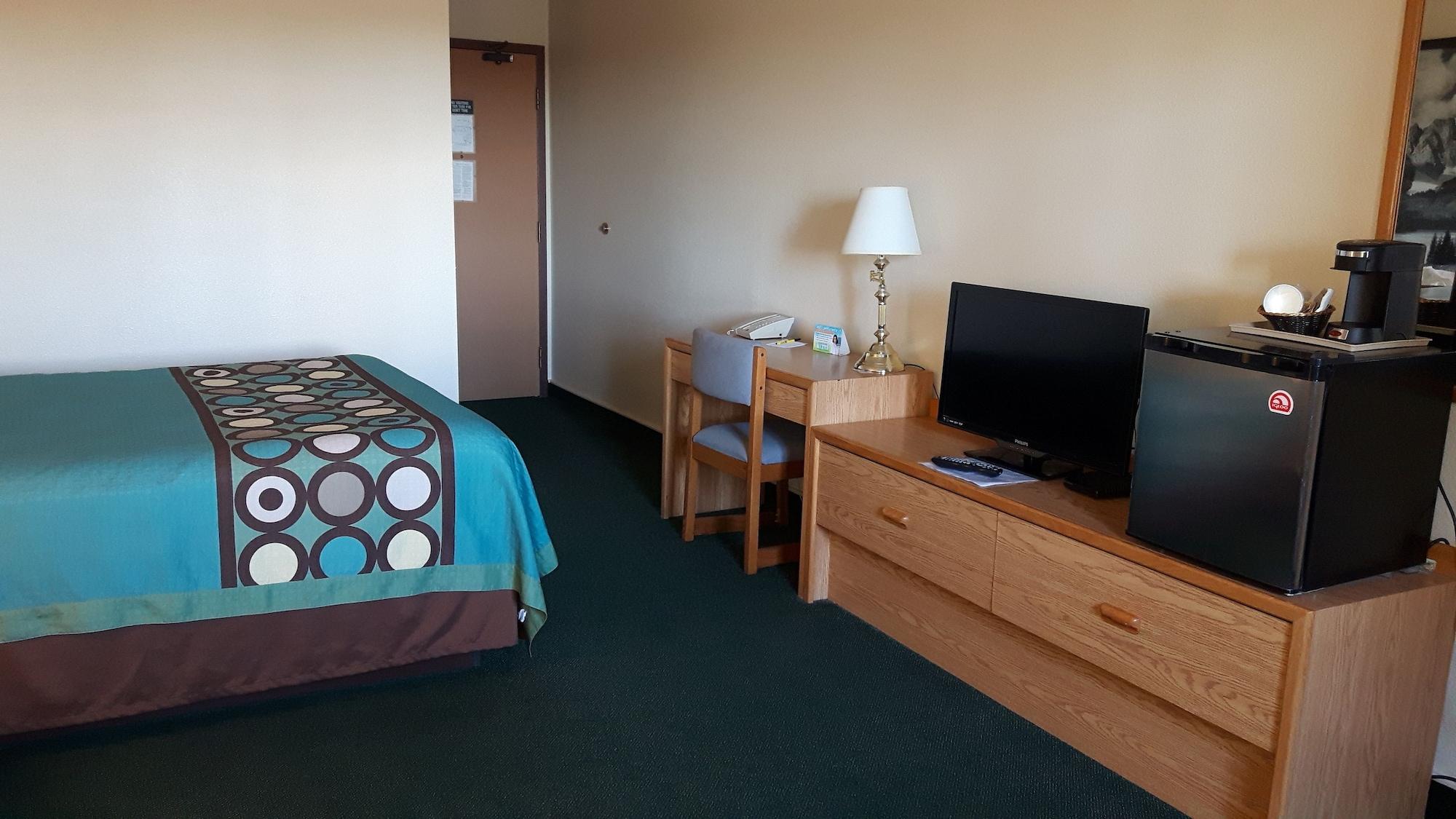Super 8 By Wyndham Moose Jaw Sk Hotel Buitenkant foto