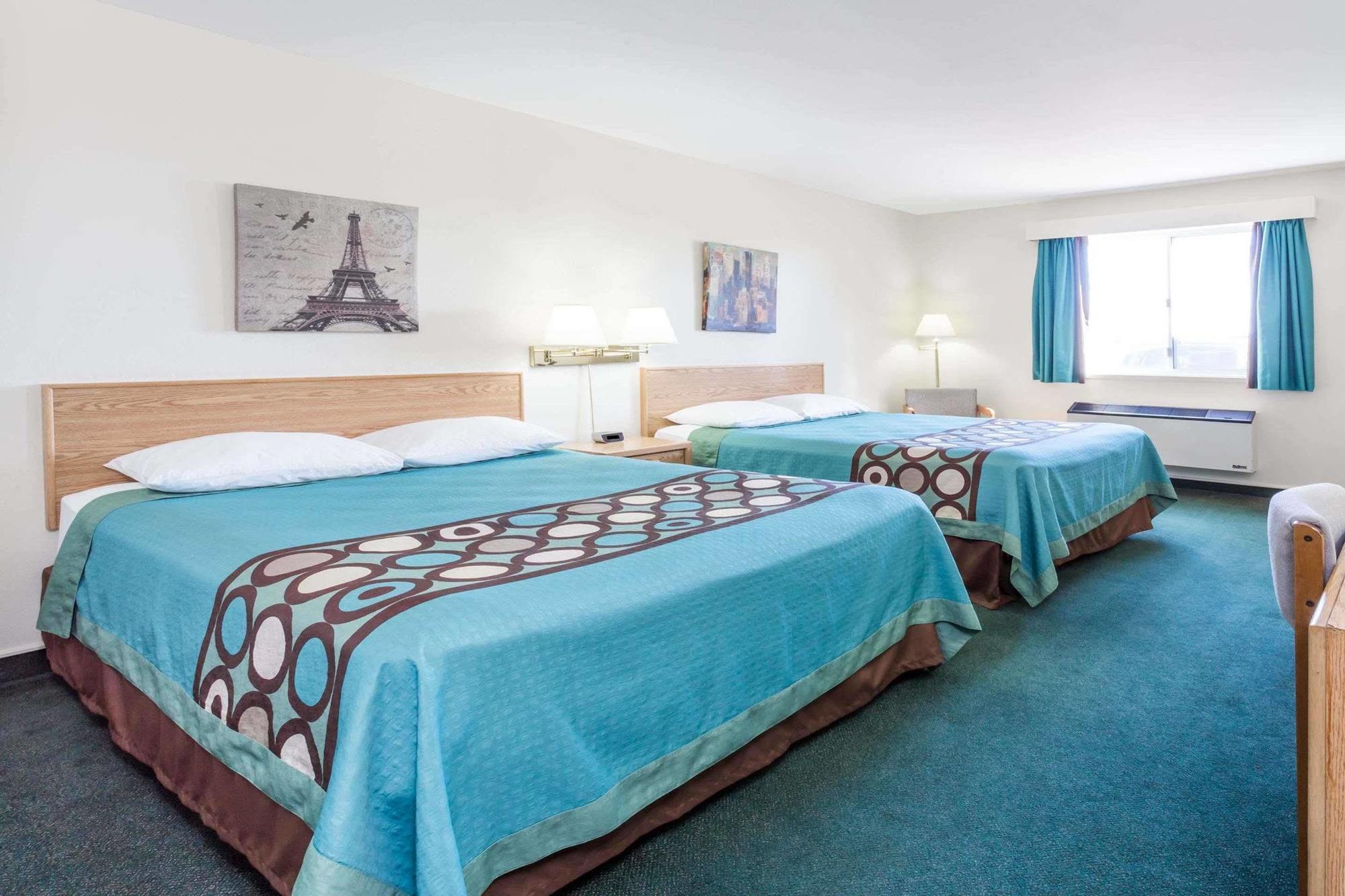 Super 8 By Wyndham Moose Jaw Sk Hotel Buitenkant foto